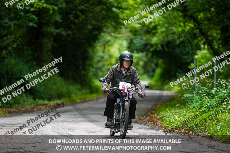 Vintage motorcycle club;eventdigitalimages;no limits trackdays;peter wileman photography;vintage motocycles;vmcc banbury run photographs